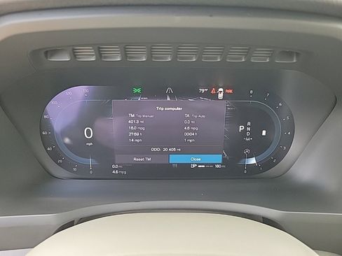 Used 2023 Volvo XC90 B5 Core w/ Protection Package Premier image 17