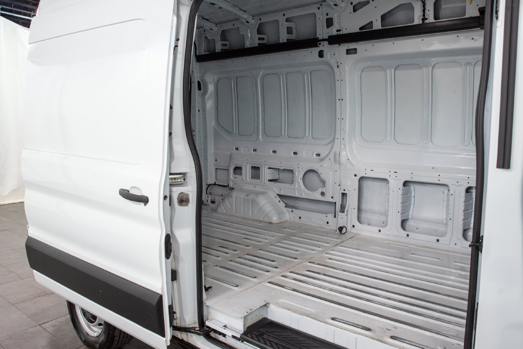 Used 2025 Ford Transit 250 148 High Roof RWD image 14