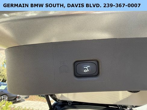 Used 2023 Lincoln Nautilus Reserve w/ Equipment Group 201A image 16