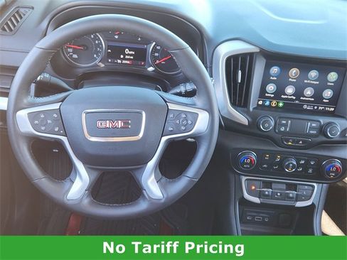 Used 2022 GMC Terrain SLT w/ Tech Package image 25