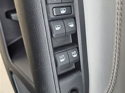 Used 2022 Jeep Compass Limited AWD/4WD image 14