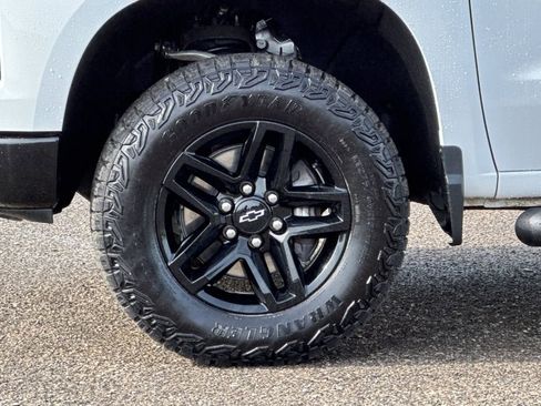 New 2026 Chevrolet Silverado 1500 Custom Trail Boss w/ Dark Appearance Package image 24