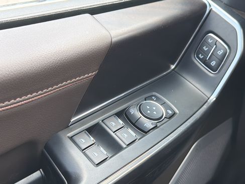 Used 2025 Ford F150 King Ranch AWD/4WD image 22
