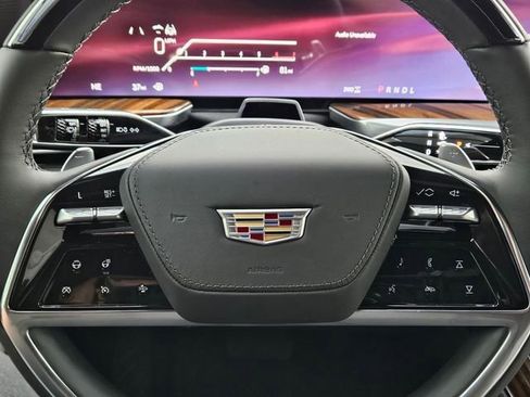 New 2026 Cadillac Escalade Platinum Luxury w/ LPO, Radiant Package image 15