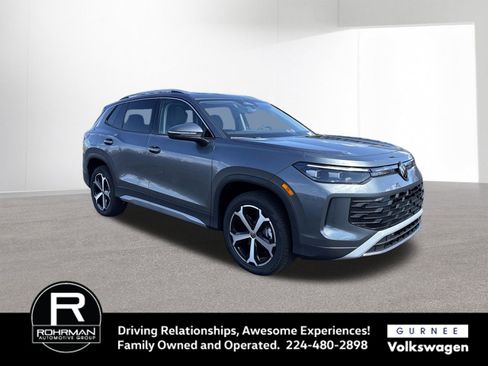 New 2026 Volkswagen Tiguan SE AWD/4WD image 2