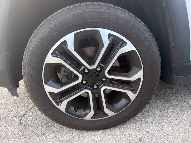 Used 2022 Jeep Compass Limited w/ Sun and Sound Group AWD/4WD image 4