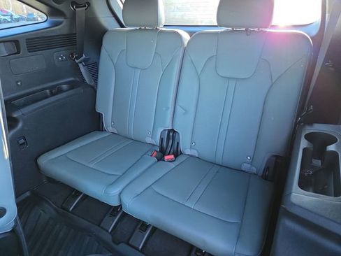 Used 2025 Kia Sorento SX Prestige w/ Sage Leather Package image 12