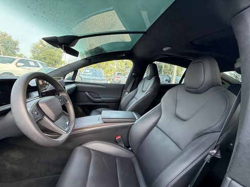 Used 2024 Tesla Model X AWD/4WD image 19