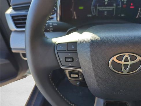 Certified 2025 Toyota Camry SE w/ Convenience Package FWD image 16