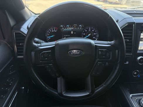 Used 2018 Ford Expedition Limited w/ Equipment Group 302A RWD image 12