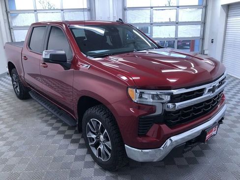 Used 2022 Chevrolet Silverado 1500 LT image 8