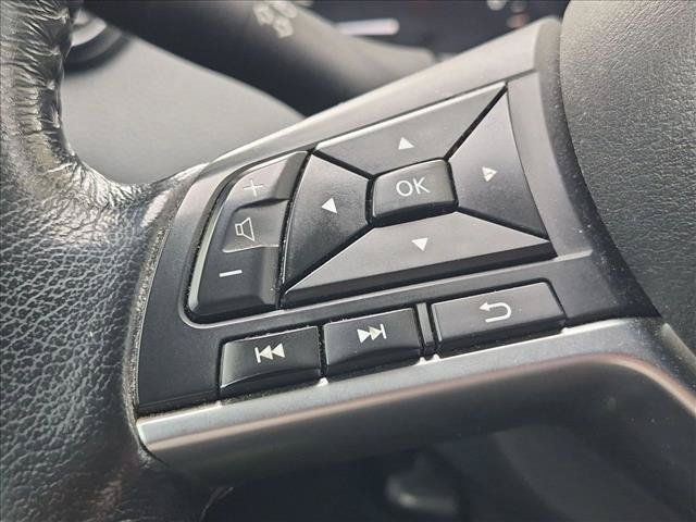 Used 2017 Nissan Rogue Sport SV w/ SV Premium Package AWD/4WD image 14