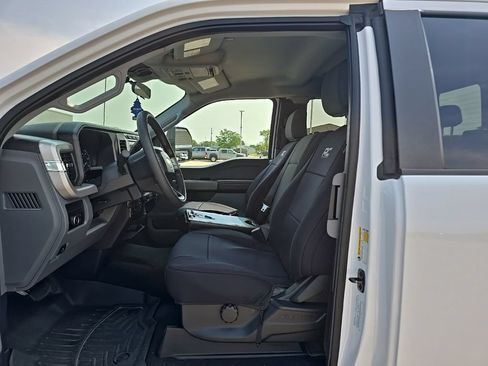 Used 2024 Ford F250 XL w/ STX Appearance Package AWD/4WD image 10