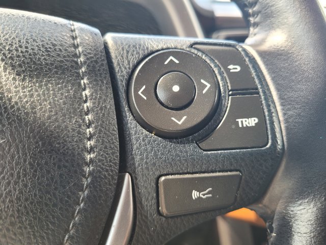 Used 2016 Toyota RAV4 Limited w/ Advanced Technology Package FWD image 27