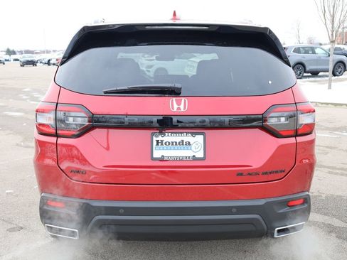 New 2025 Honda Pilot Black Edition image 5