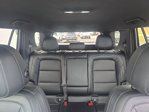 Used 2025 Chevrolet Equinox LT w/ Convenience Package II image 16