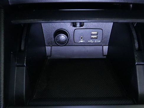 Used 2019 Subaru Outback 3.6R Touring image 40