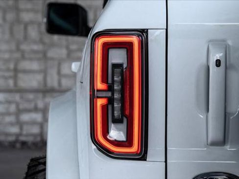 Used 2021 Ford Bronco Outer Banks image 36