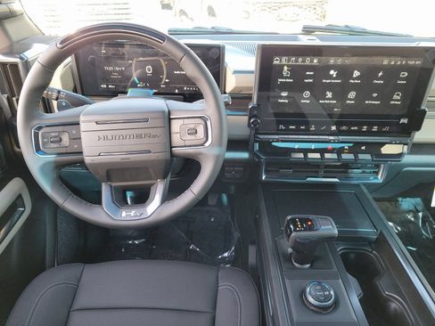 New 2026 GMC Hummer EV SUV w/ LPO, Dark Essentials Package AWD/4WD image 8