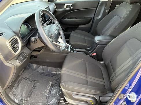 Certified 2023 Hyundai Venue SEL image 13