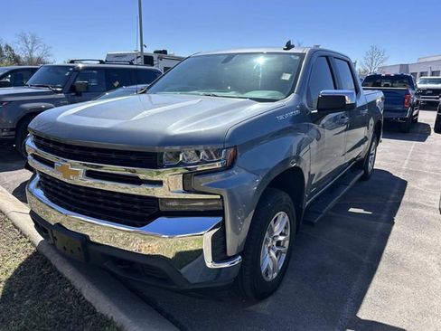 Used 2021 Chevrolet Silverado 1500 LT image 1
