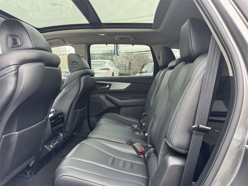 Certified 2023 Acura MDX SH-AWD w/ Technology Package image 10