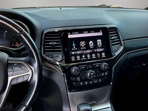 Used 2020 Jeep Grand Cherokee Limited image 9