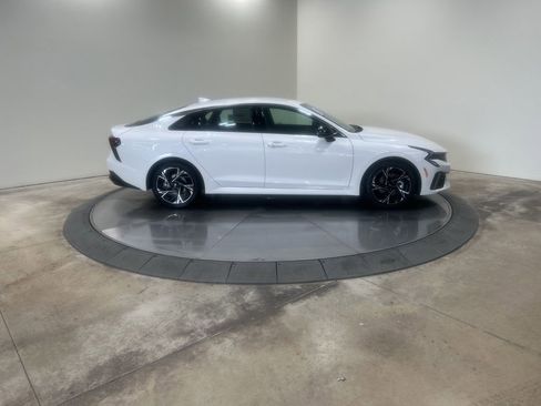 New 2026 Kia K5 GT-Line image 4