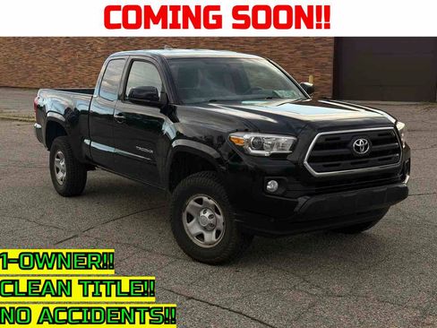 Used 2016 Toyota Tacoma SR5 w/ Towing Package AWD/4WD image 1
