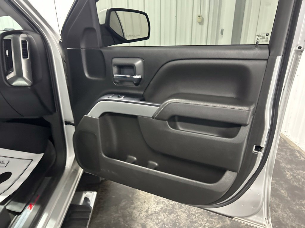 Used 2017 Chevrolet Silverado 1500 LT w/ All Star Edition AWD/4WD image 16