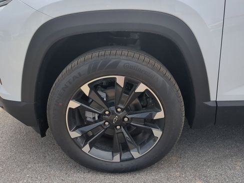 New 2026 Chevrolet Equinox RS w/ Convenience Package III AWD/4WD image 34