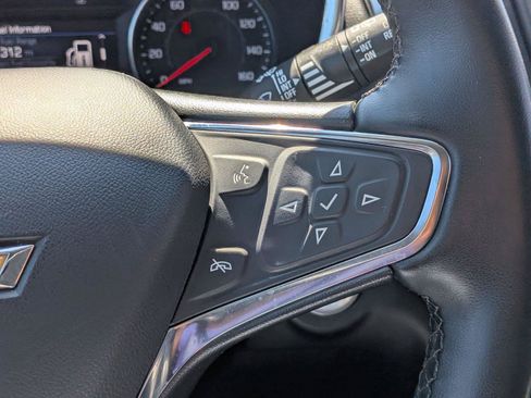 Used 2023 Chevrolet Equinox LT AWD/4WD image 20