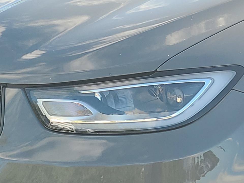Used 2025 Chrysler Pacifica Limited FWD image 30