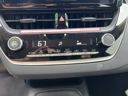 Used 2026 Toyota Corolla LE FWD image 14