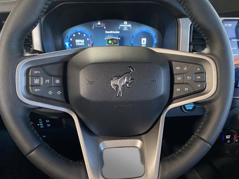 New 2025 Ford Bronco Outer Banks w/ Sasquatch Package image 15