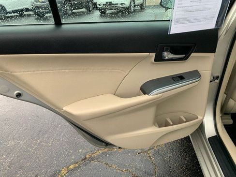 Used 2013 Toyota Camry LE image 13