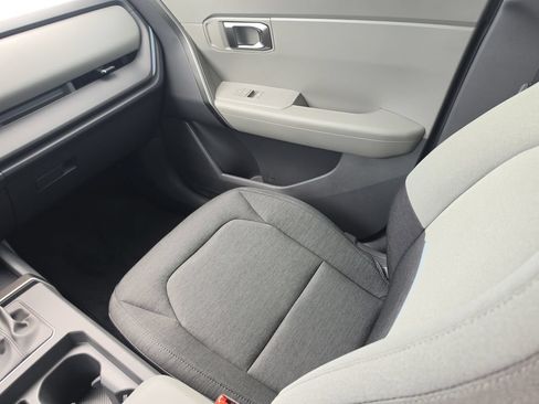 New 2027 Kia Seltos LX FWD image 15