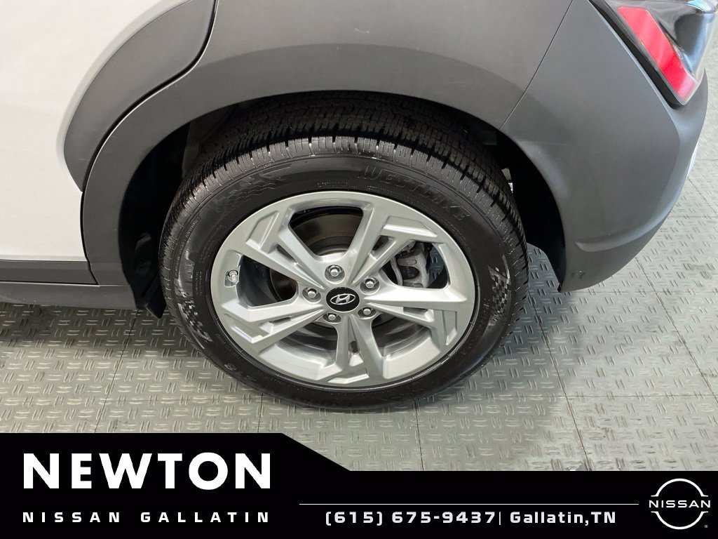 Used 2023 Hyundai Kona SEL AWD/4WD image 43
