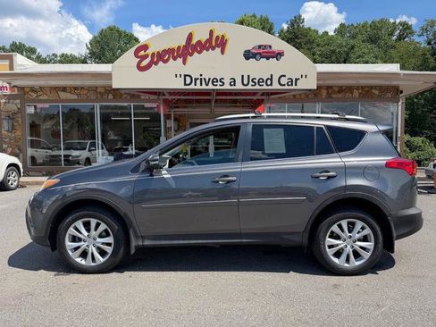 Used 2014 Toyota RAV4 Limited w/ Technology Package AWD/4WD image 2