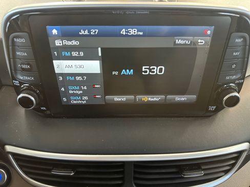 Used 2021 Hyundai Tucson Ultimate w/ Cargo Package FWD image 16