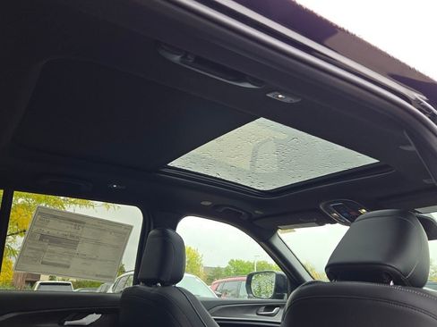 New 2025 Jeep Grand Cherokee Limited w/ Black Appearance Package image 11