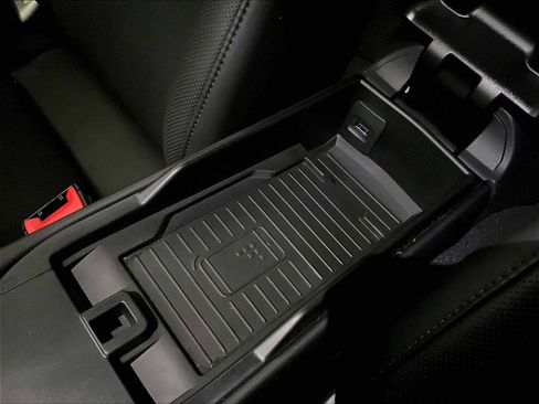 Used 2024 Porsche 718 Cayman GTS image 28