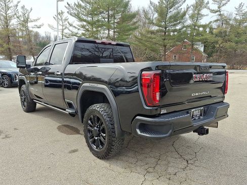 Certified 2022 GMC Sierra 2500 Denali w/ Denali Black Diamond Edition image 22
