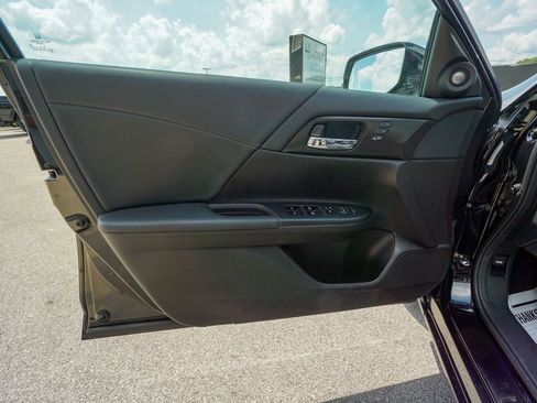 Used 2015 Honda Accord EX-L image 15