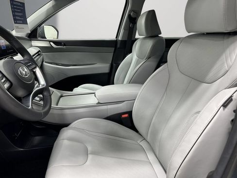 Certified 2024 Hyundai Palisade SEL FWD image 15