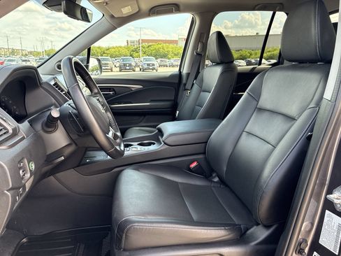 Certified 2024 Honda Ridgeline RTL image 17