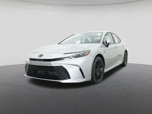 New 2026 Toyota Camry LE image 32