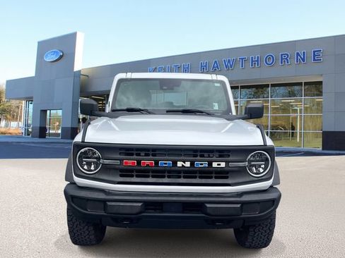 Certified 2023 Ford Bronco 2-Door AWD/4WD image 2