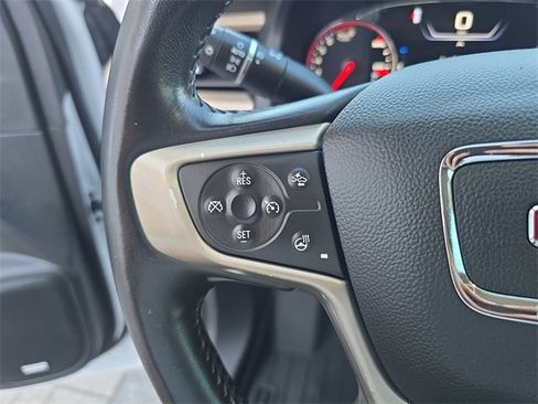 Certified 2021 GMC Acadia Denali w/ Denali Technology Package image 26