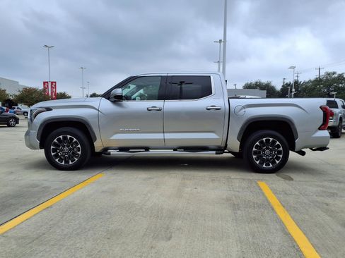 Used 2023 Toyota Tundra Limited AWD/4WD image 8